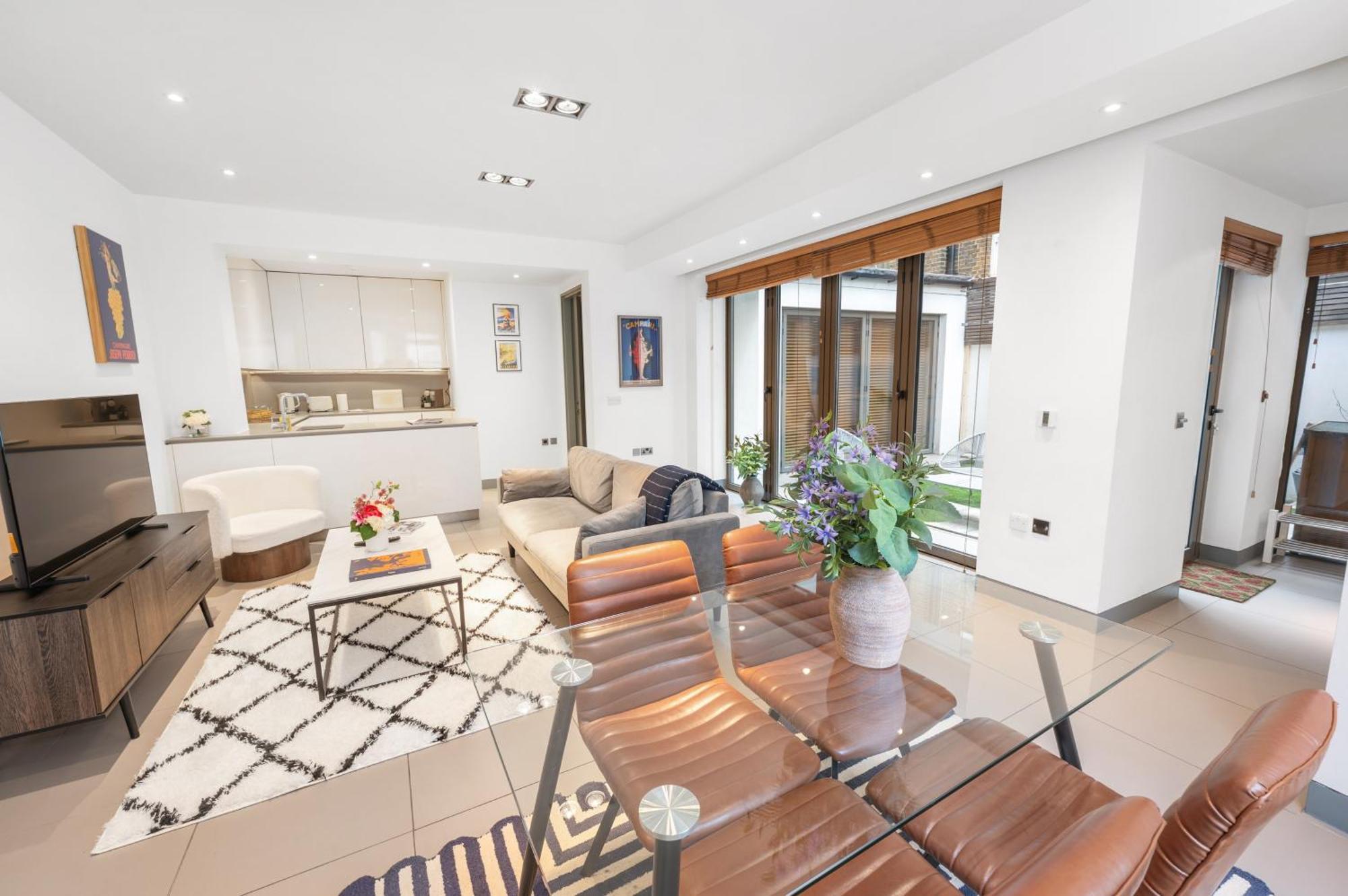 Appartamento Casa Italia Near South Kensington, Hyde Park And Gloucester Road Station - Outside Space Private Londra