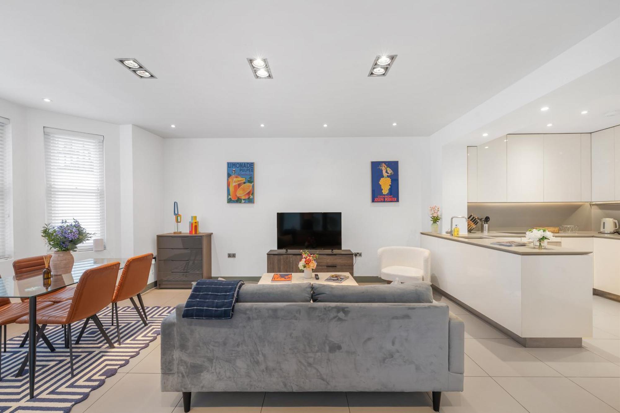 Casa Italia Near South Kensington, Hyde Park And Gloucester Road Station - Outside Space Private Appartamento Londra
